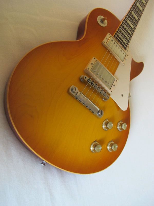 GIBSON LESPAUL GUITAR FOR BLUES AND CLASSIC ROCK