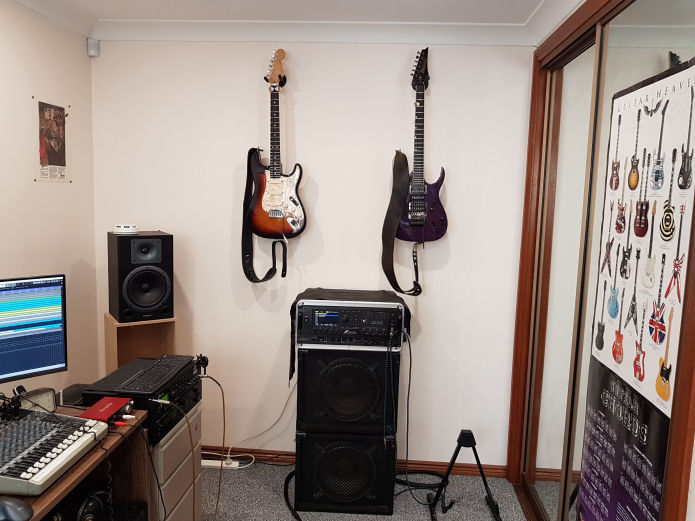 GUITARS AND AMPLIFIERS FOR RECORDINGS